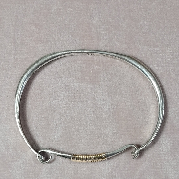Small Cuff/Bracelet - Picture 8 of 12